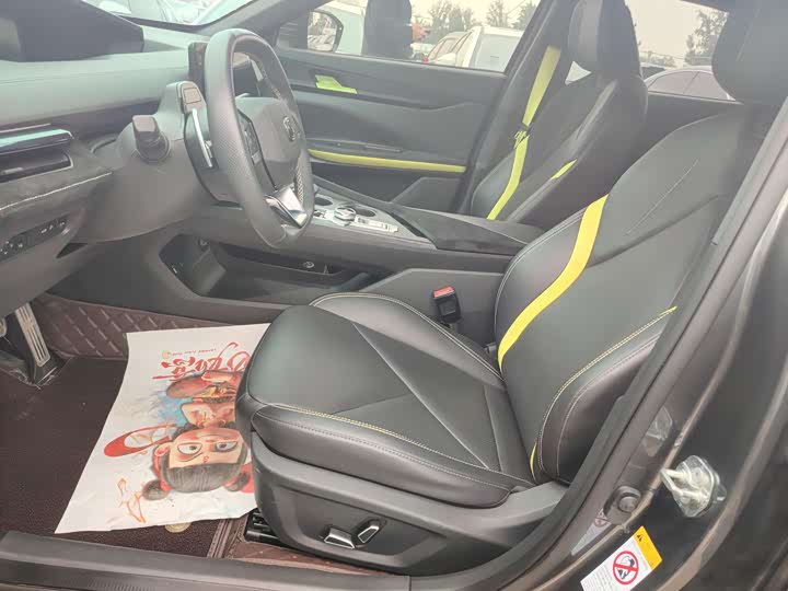 Фото 5 - Changan UNI-V