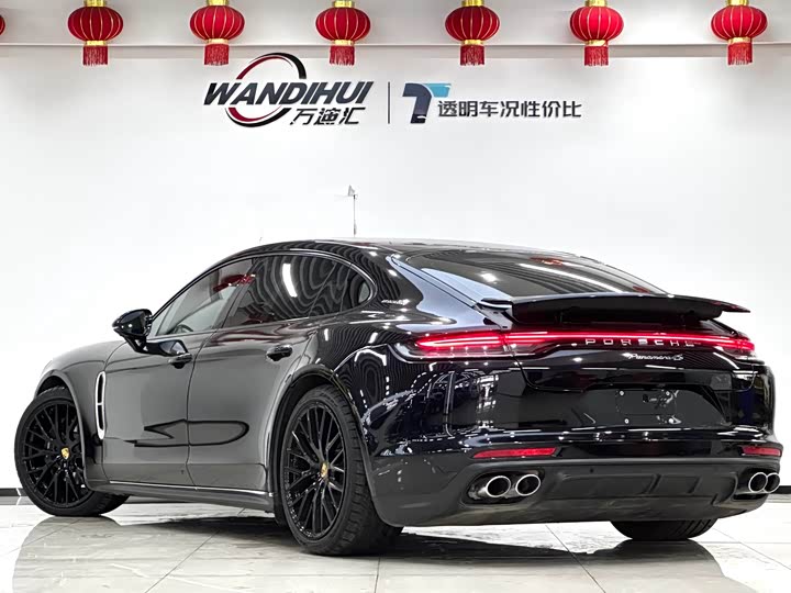 Фото 19 - Porsche Panamera