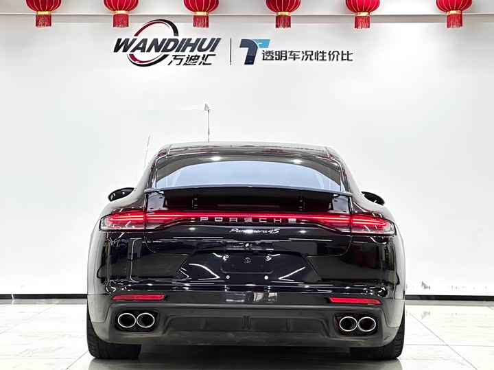 Фото 20 - Porsche Panamera