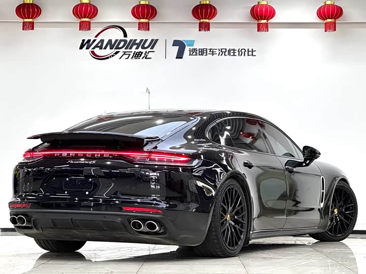 Фото 21 - Porsche Panamera