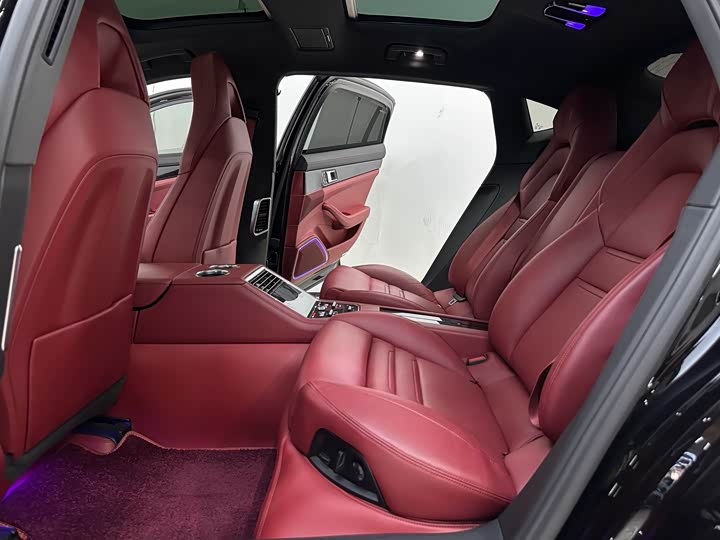 Фото 5 - Porsche Panamera