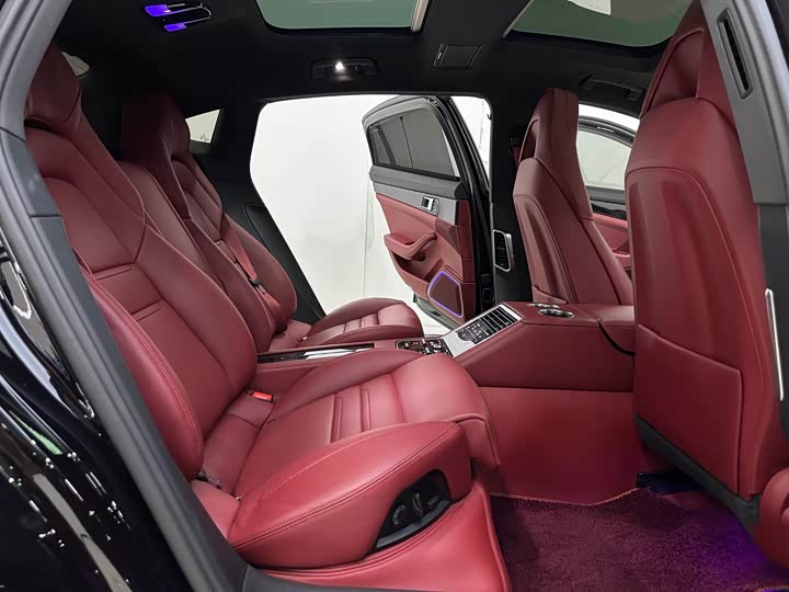 Фото 7 - Porsche Panamera