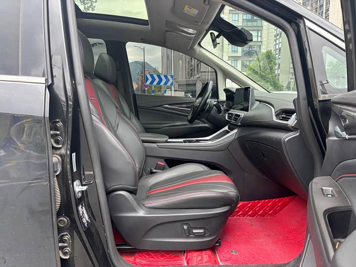 Фото 6 - Maxus G50