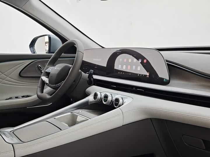 Фото 11 - Exeed RX C-DM Hybrid