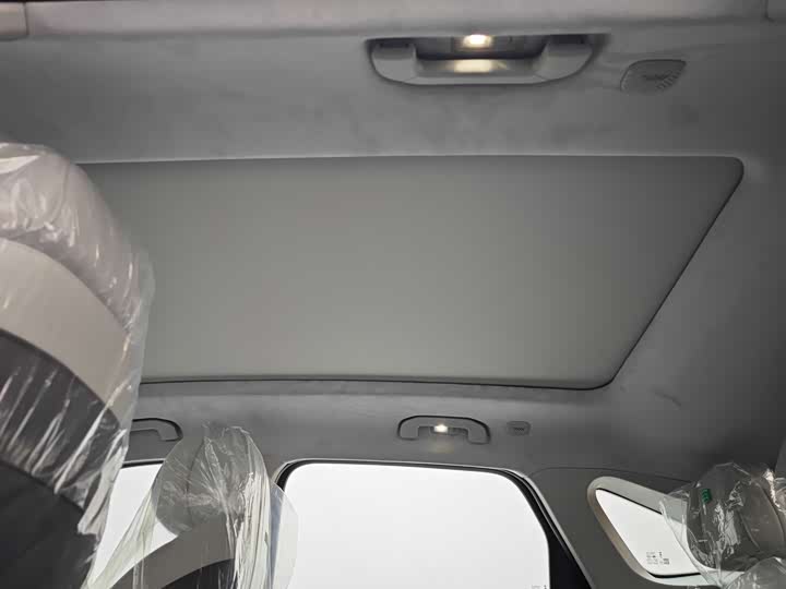 Фото 21 - Exeed RX C-DM Hybrid