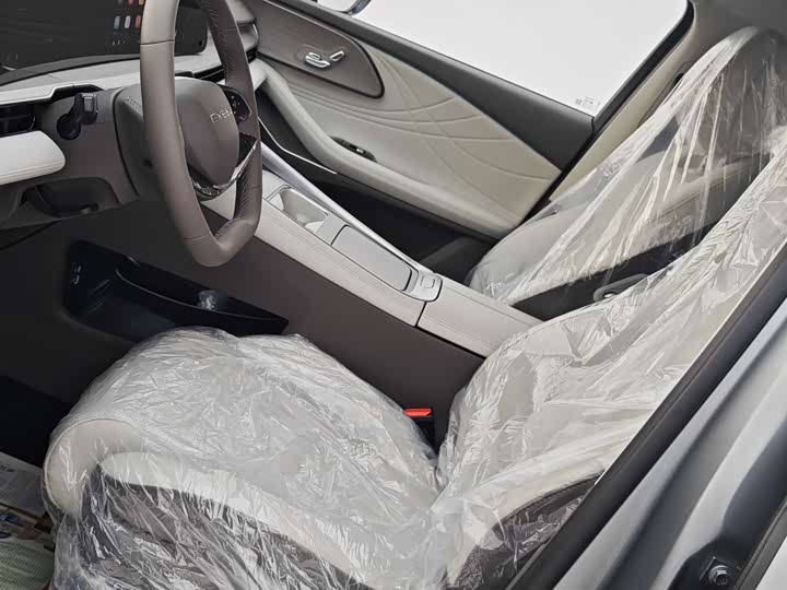 Фото 26 - Exeed RX C-DM Hybrid