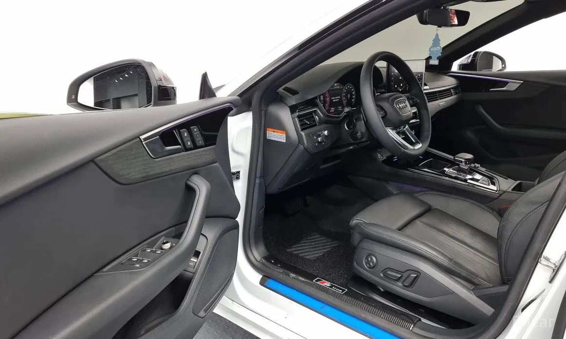 Фото 10 - Audi A5