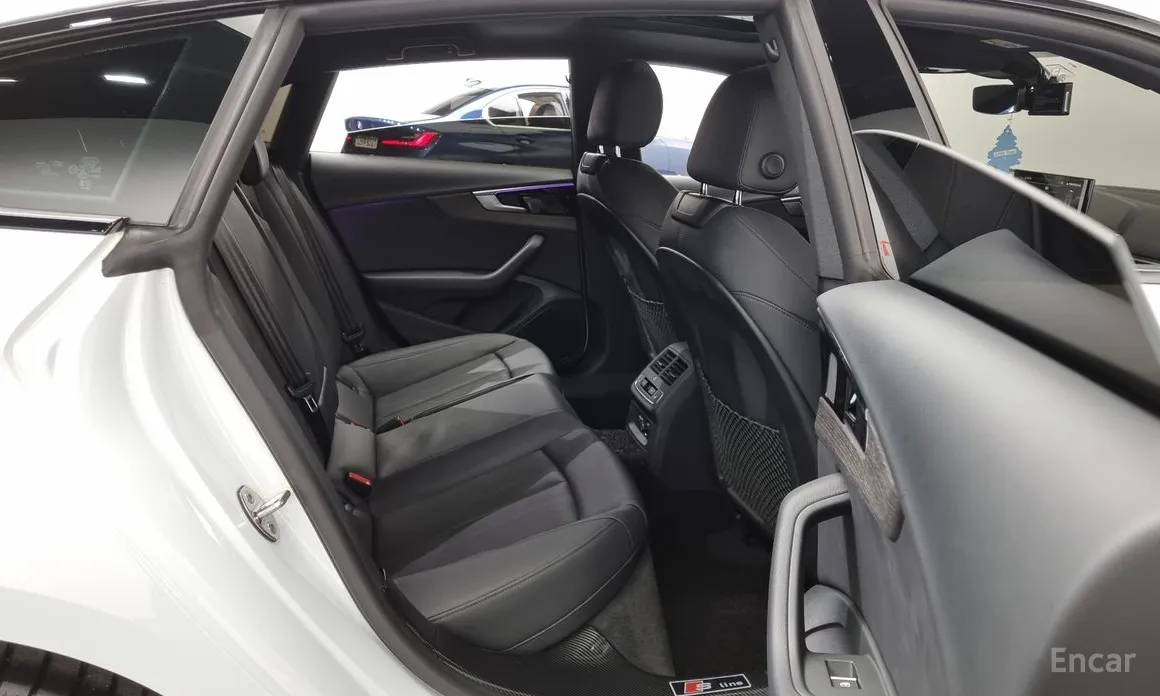 Фото 12 - Audi A5