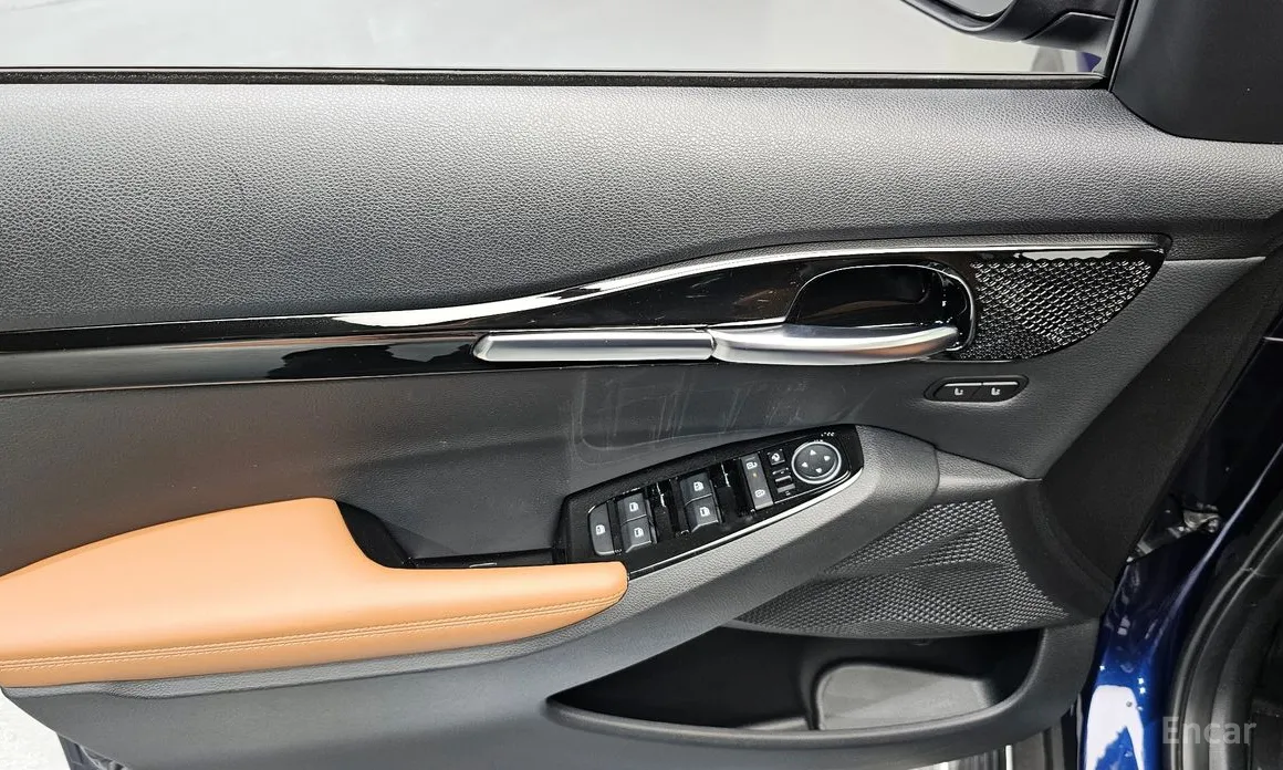 Фото 17 - Kia Seltos