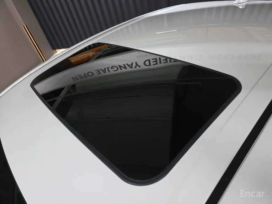 Фото 20 - Toyota Camry