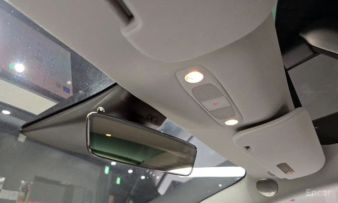 Фото 19 - Tesla Model 3