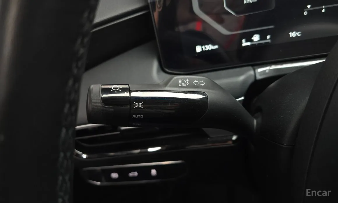 Фото 17 - Kia K8