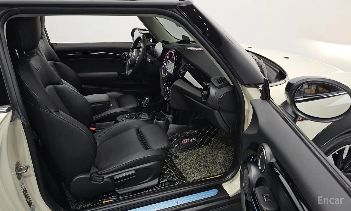 Фото 10 - Mini Cooper