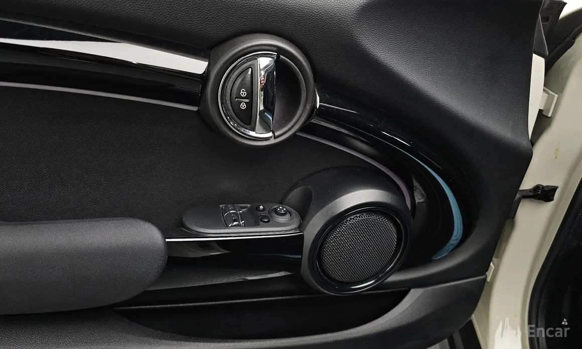 Фото 17 - Mini Cooper