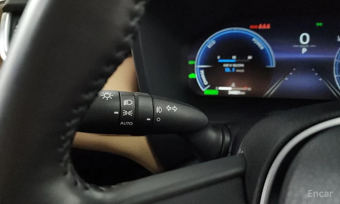 Фото 15 - Toyota RAV4