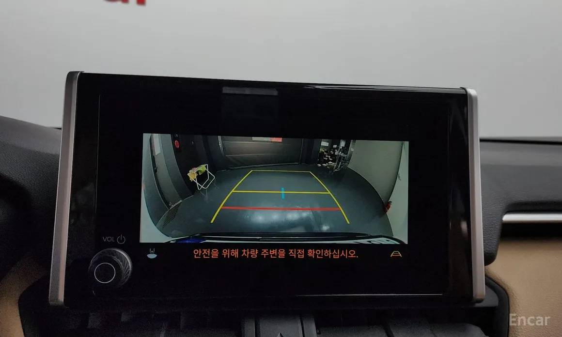 Фото 17 - Toyota RAV4