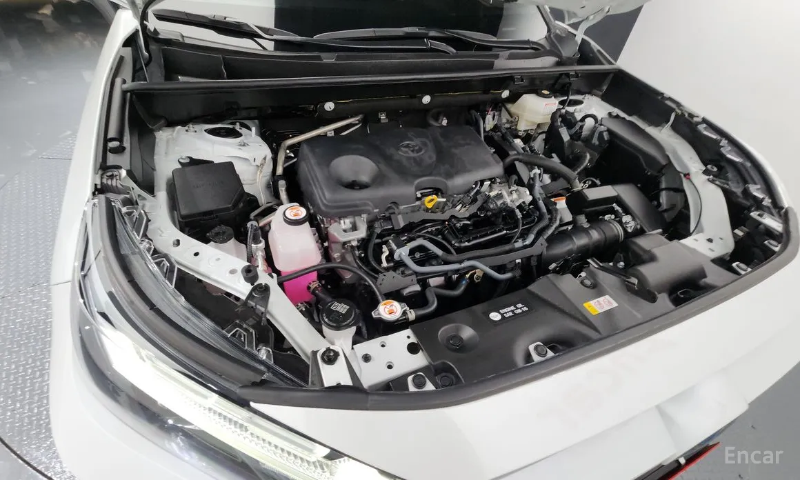 Фото 6 - Toyota RAV4