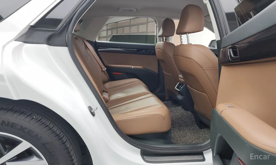 Фото 12 - Hyundai Grandeur