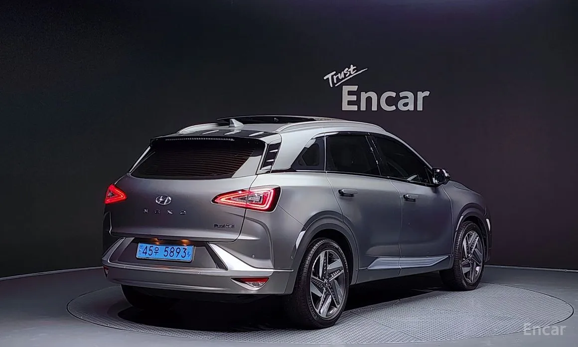 Фото 2 - Hyundai Nexo