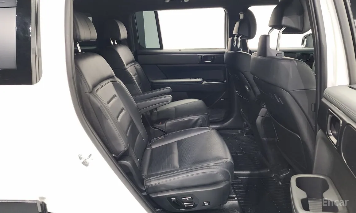 Фото 12 - Hyundai Santa Fe