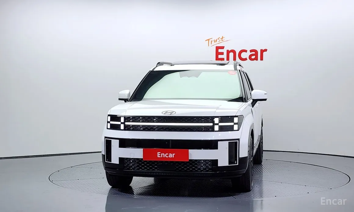 Фото 3 - Hyundai Santa Fe