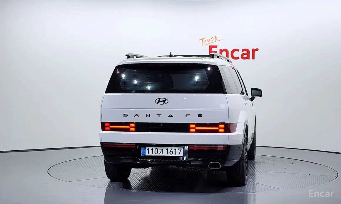 Фото 4 - Hyundai Santa Fe