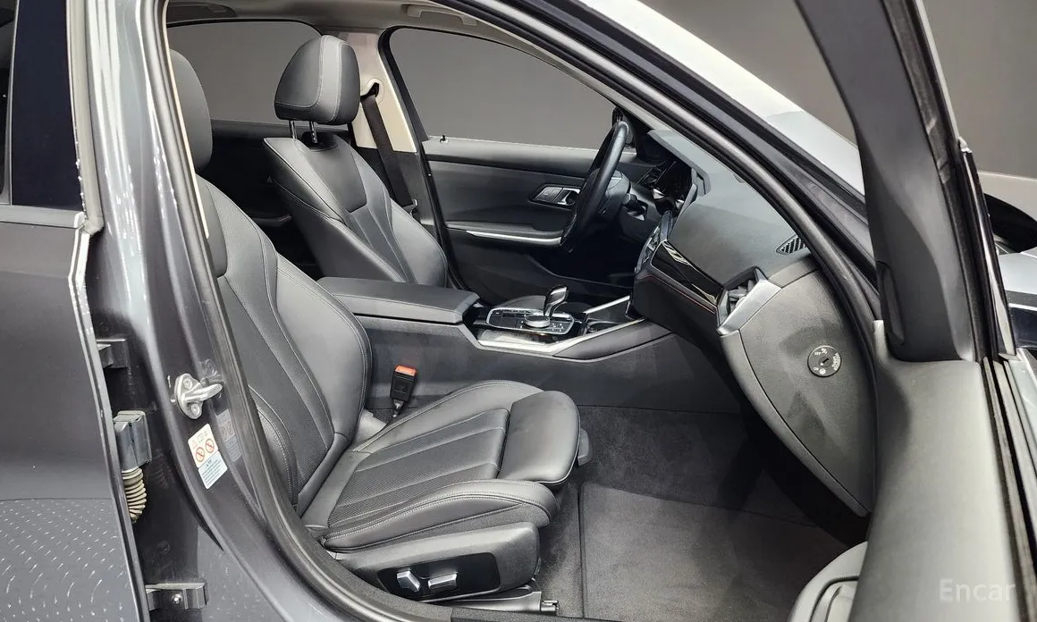 Фото 11 - BMW 3 Series