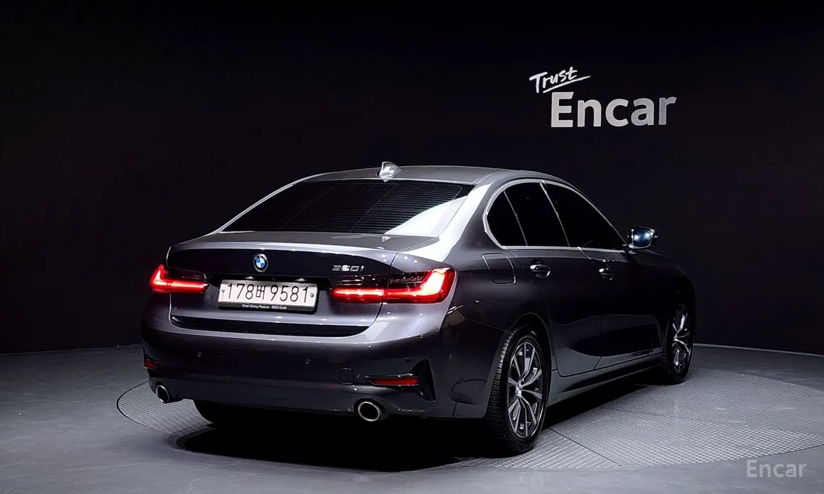 Фото 2 - BMW 3 Series