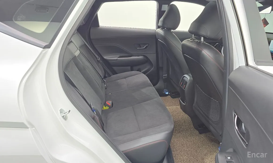 Фото 12 - Hyundai Kona