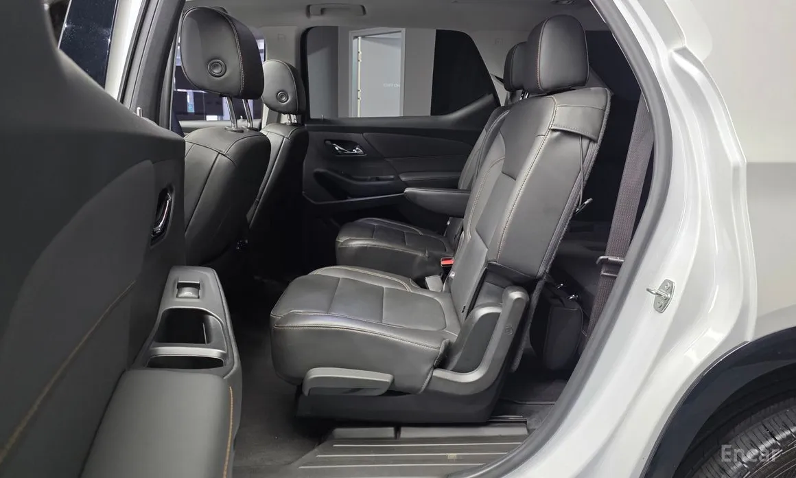 Фото 12 - Chevrolet Traverse