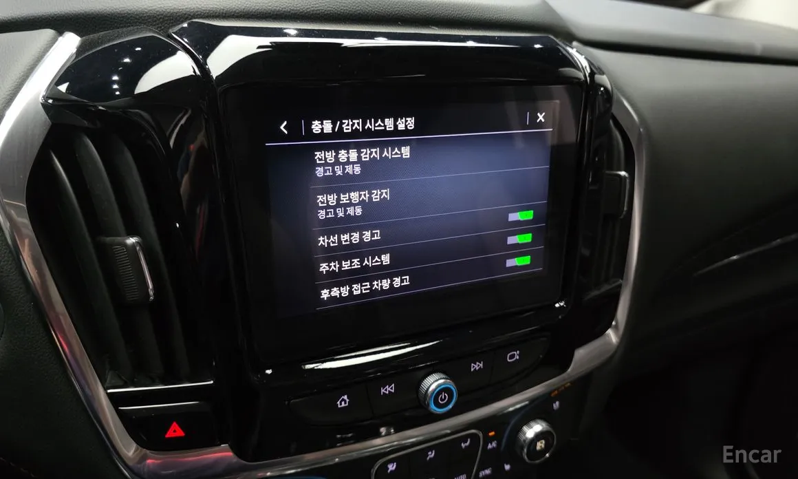 Фото 16 - Chevrolet Traverse