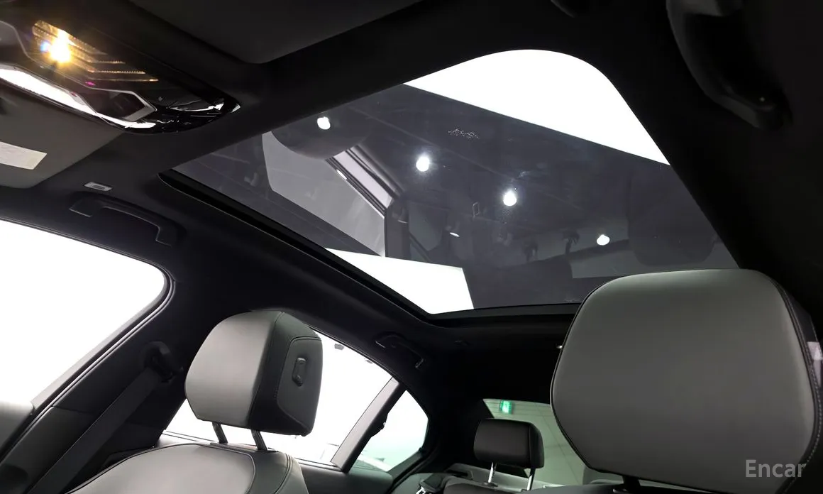 Фото 18 - BMW i5