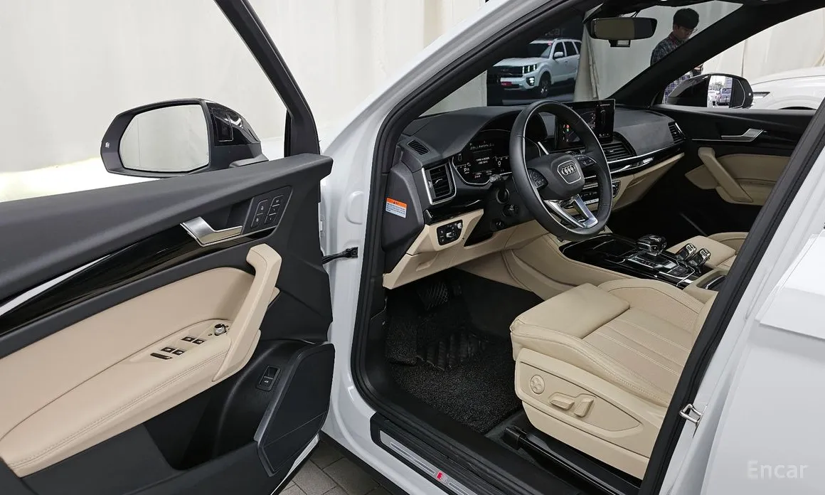 Фото 10 - Audi Q5