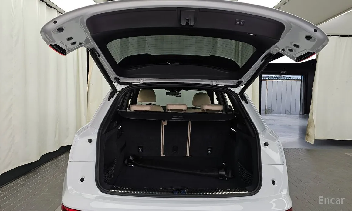 Фото 20 - Audi Q5