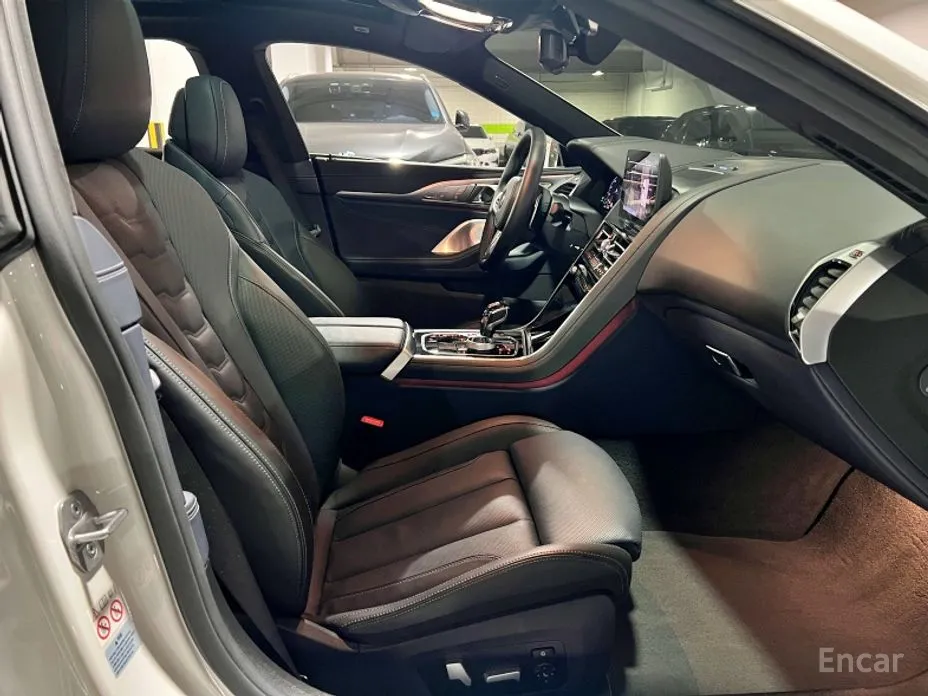 Фото 13 - BMW 8 Series