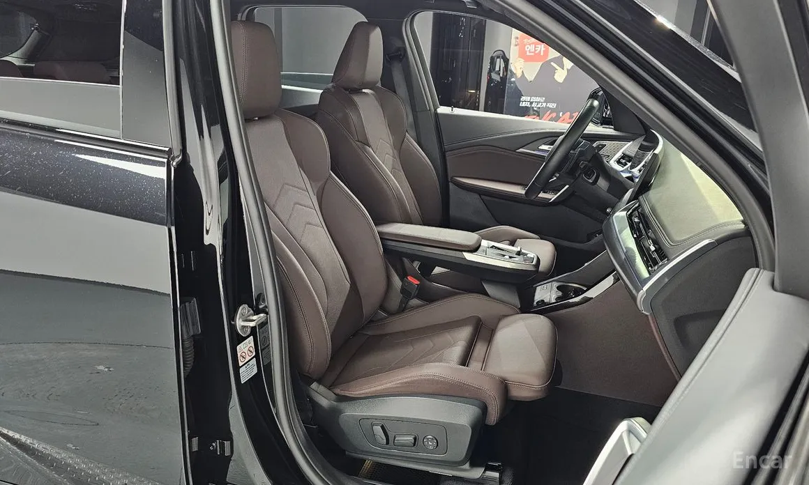 Фото 10 - BMW X1