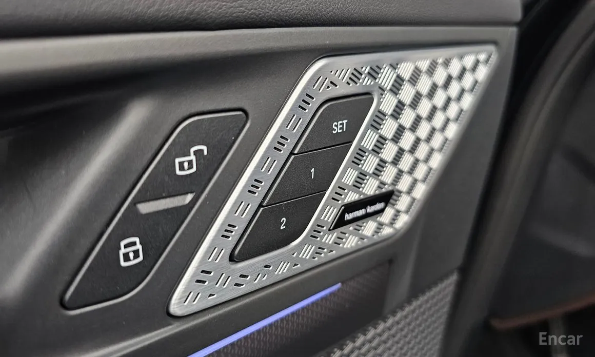 Фото 18 - BMW X1