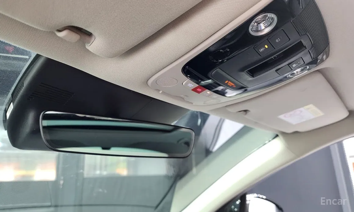 Фото 18 - Kia K5