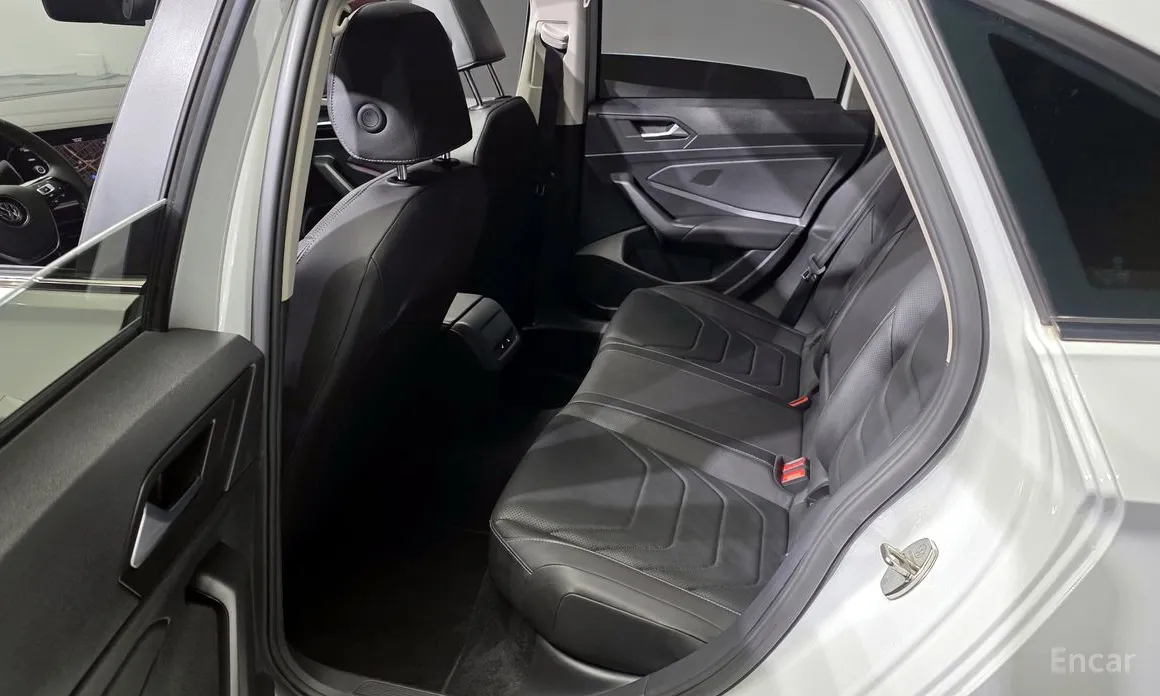 Фото 11 - Volkswagen Jetta