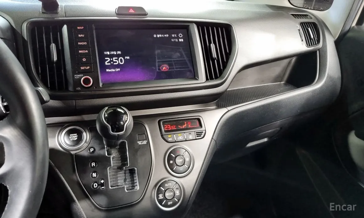 Фото 10 - Kia Ray