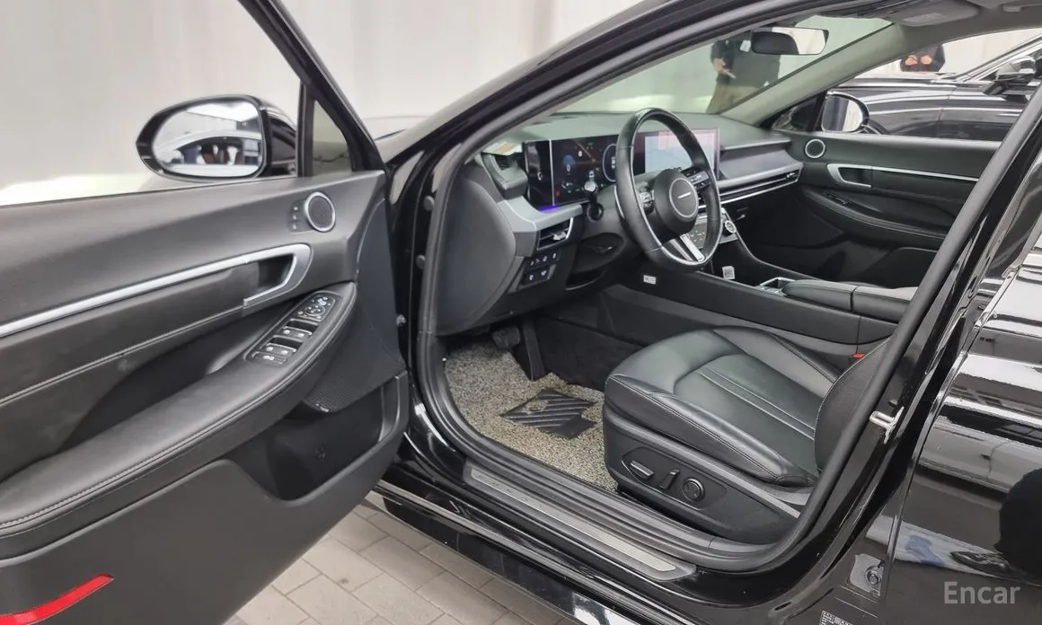 Фото 10 - Hyundai Sonata