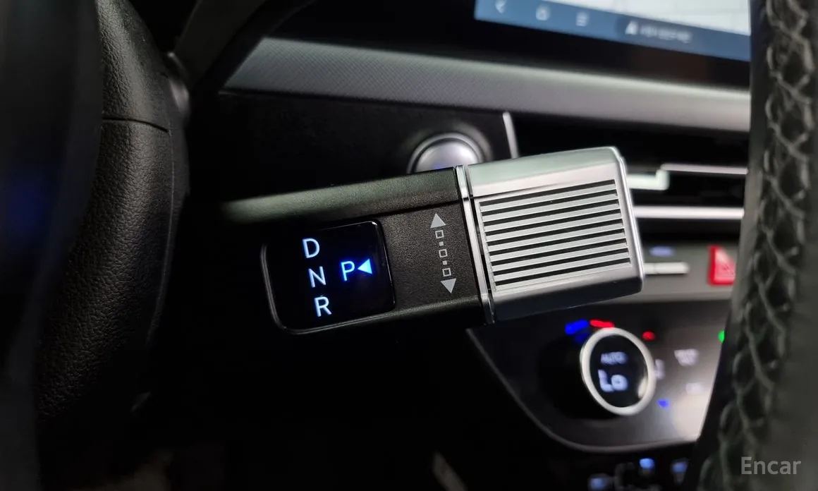 Фото 9 - Hyundai Sonata