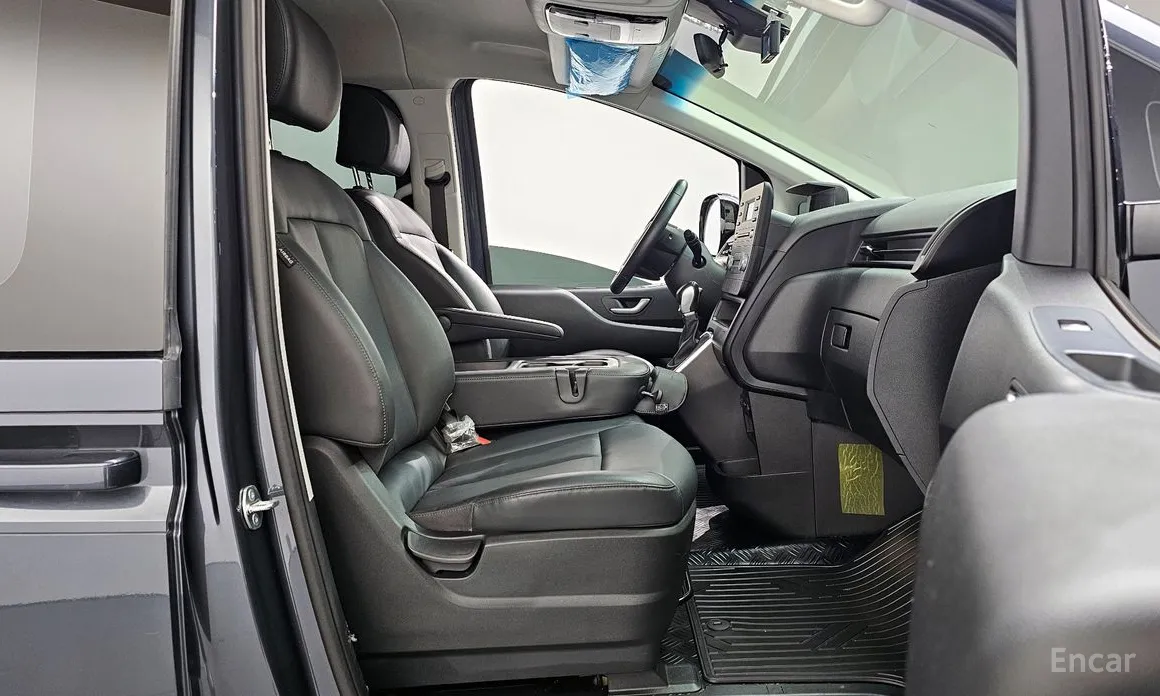 Фото 10 - Hyundai Staria