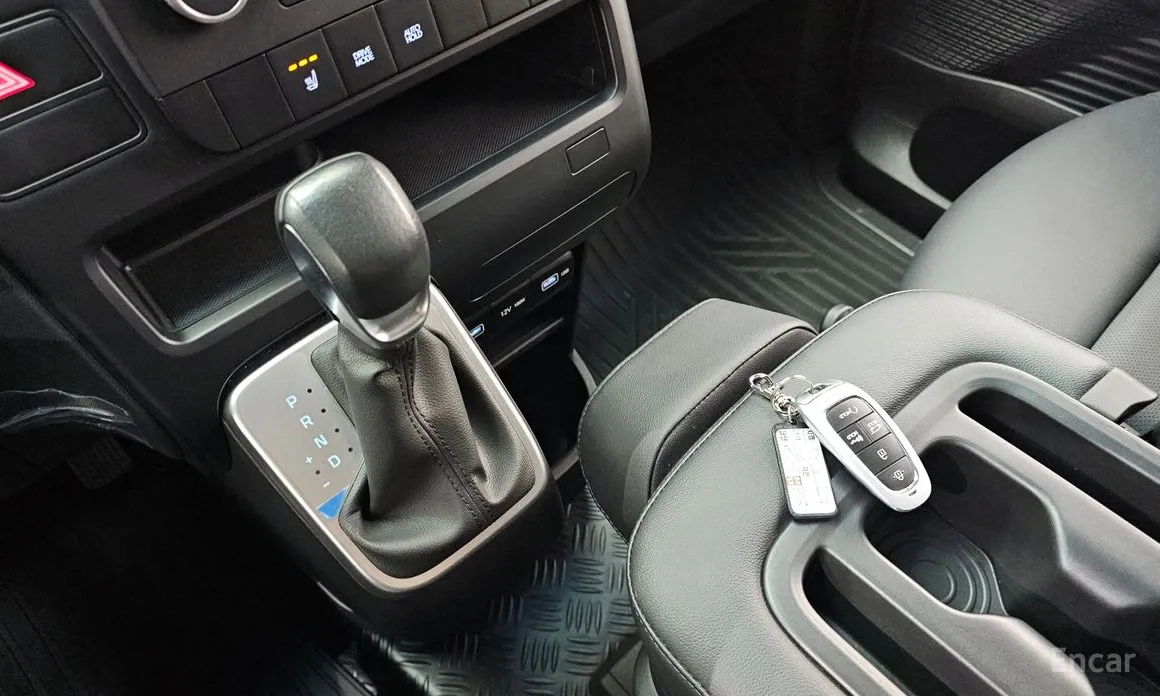 Фото 9 - Hyundai Staria