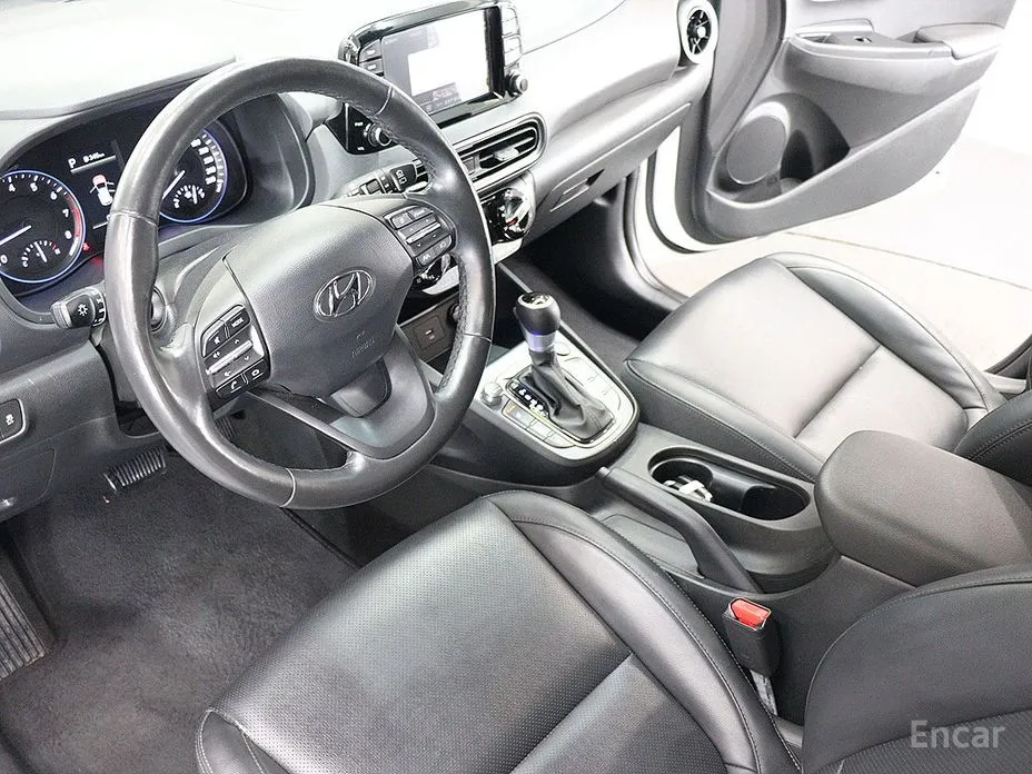 Фото 18 - Hyundai Kona