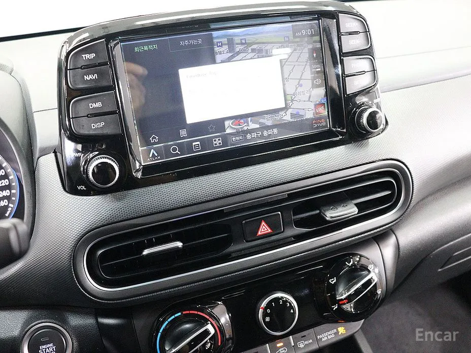 Фото 8 - Hyundai Kona