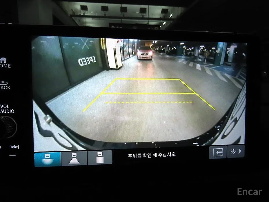 Фото 13 - Honda CR-V