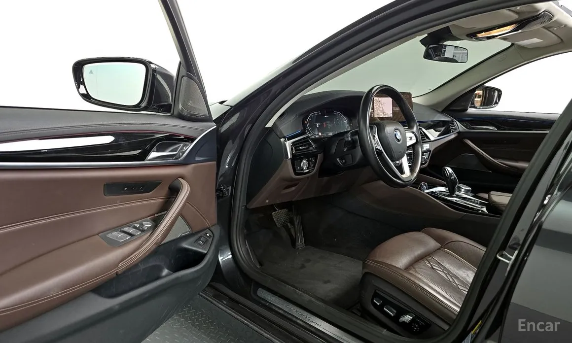Фото 11 - BMW 5 Series