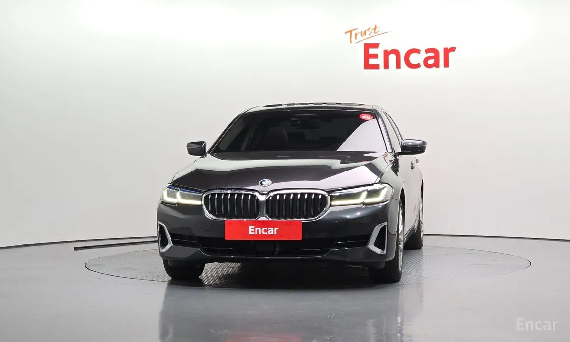 Фото 3 - BMW 5 Series