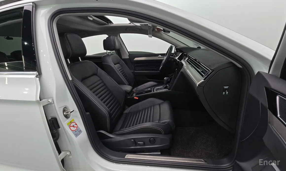 Фото 11 - Volkswagen Passat